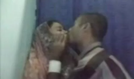 دانش آموز انتظار نداشت که معلمش این کار عکس کون و کس سکسی را انجام دهد