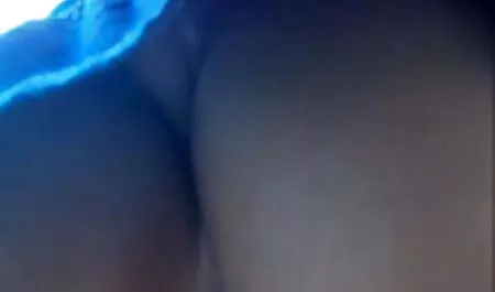 پس از رابطه عاشقانه ، دختر انگشتانش را روی میز حرکت داد عکس وفیلم کوس وکون