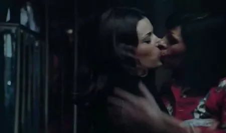 مهمان ها خوب هستند ، اما رابطه جنسی حتی بهتر است. عکس متحرک کیر